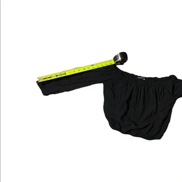 Brandy Melville Off Shoulder Black Crop Top Women's One Size 3/4 Sleeve - Picture 5 of 9